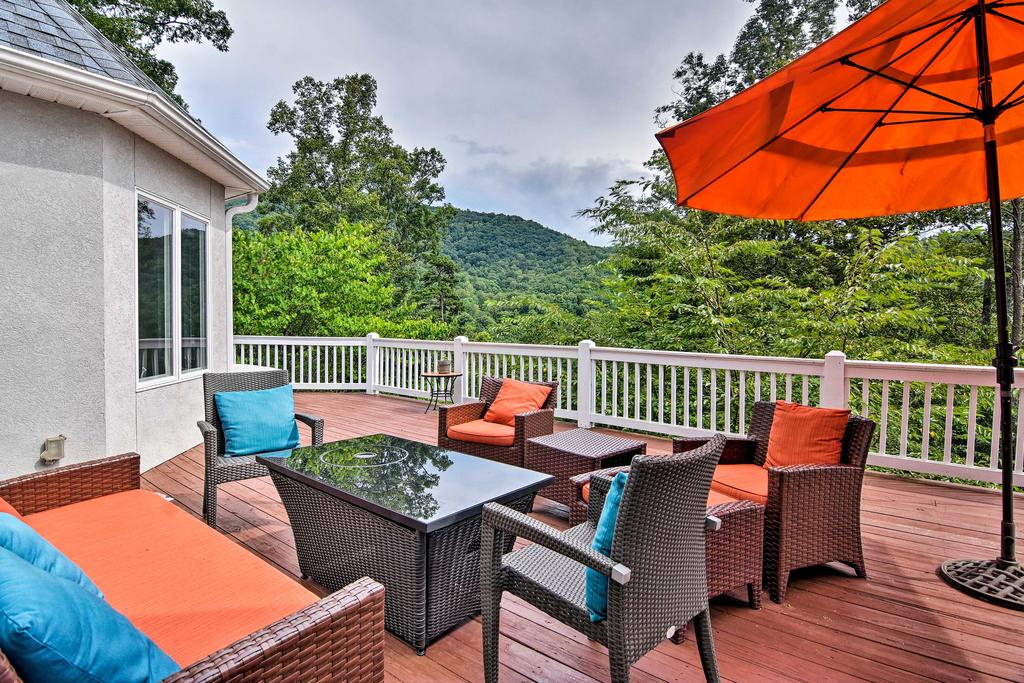Asheville Home With Hot Tub & Lavish Game Room! - thumb 0