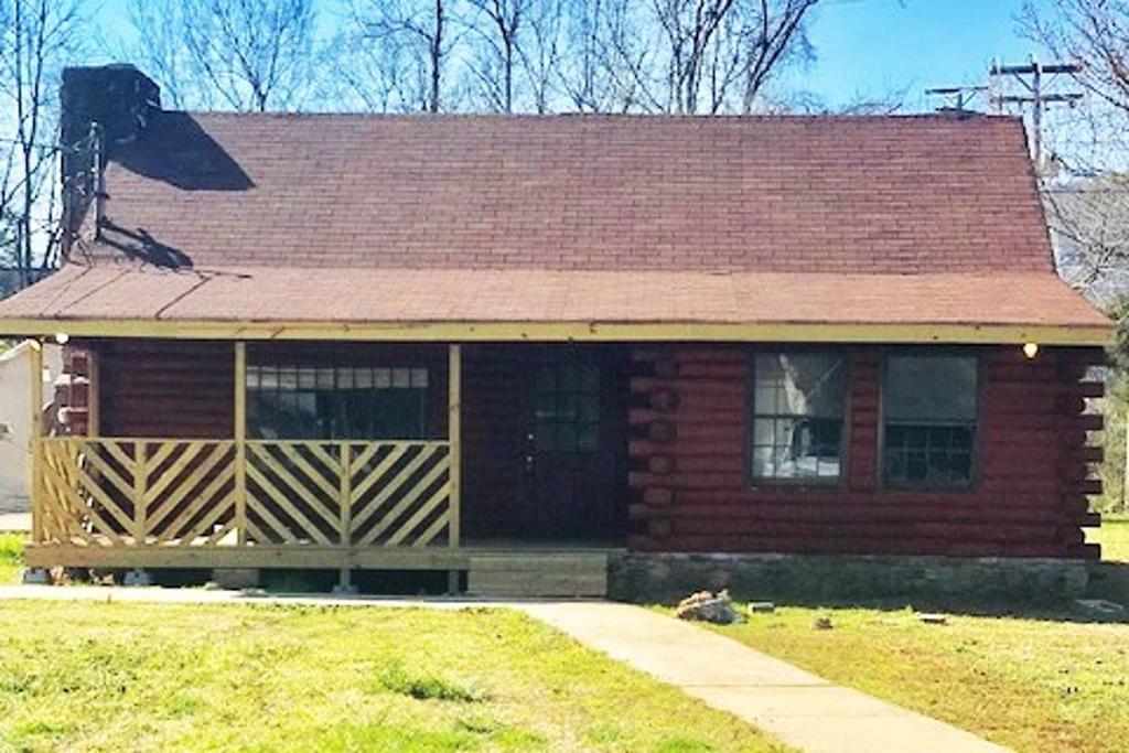 Authentic Log Cabin Mins From Chatts Best Sites - thumb 0