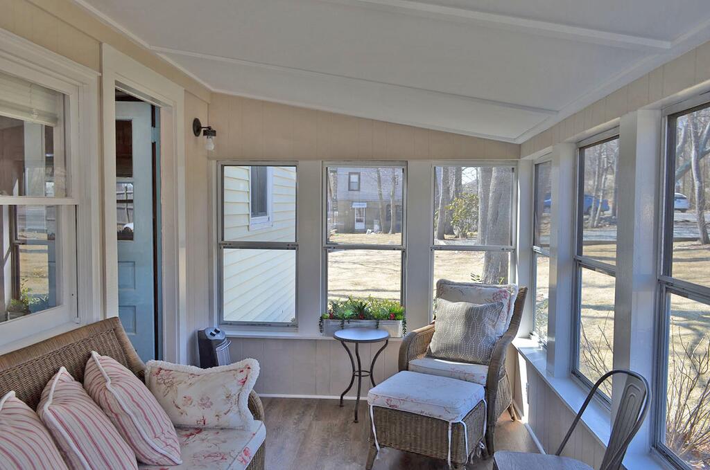 Beach Bungalow - thumb 0