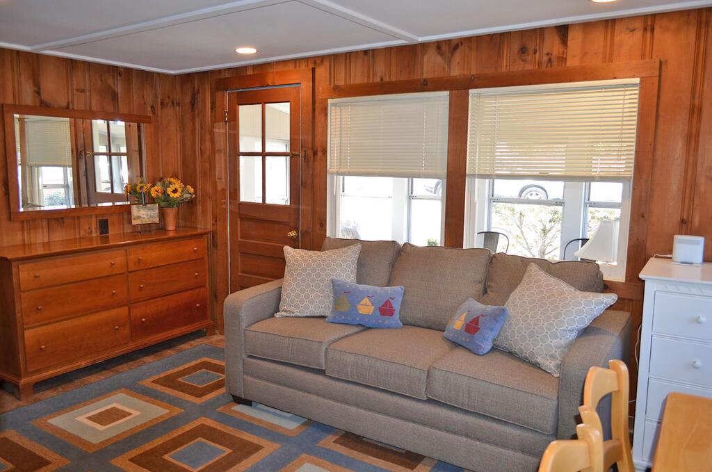 Beach Bungalow - thumb 3