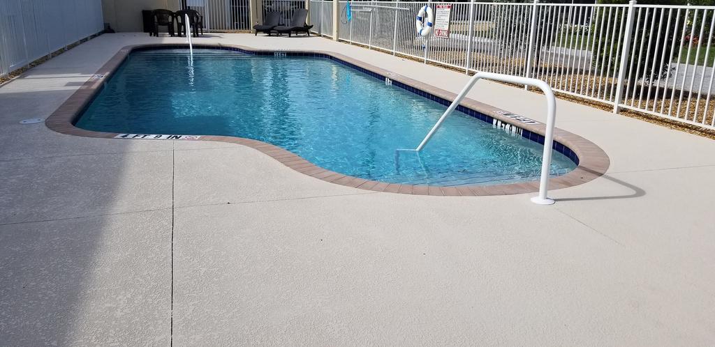 Beach Condo #5 - thumb 2