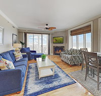 Beachfront Stunner on Boardwalk w/ Balcony & Pool condo - Accommodation Alabama