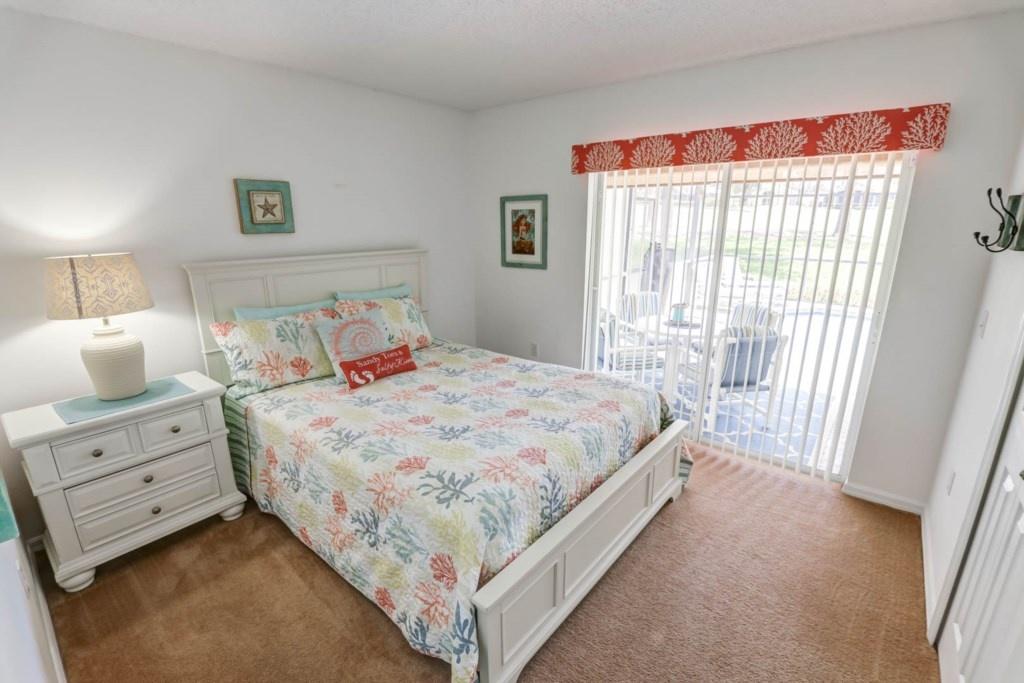 Beautiful Pool Area Gated Community! Home - thumb 3