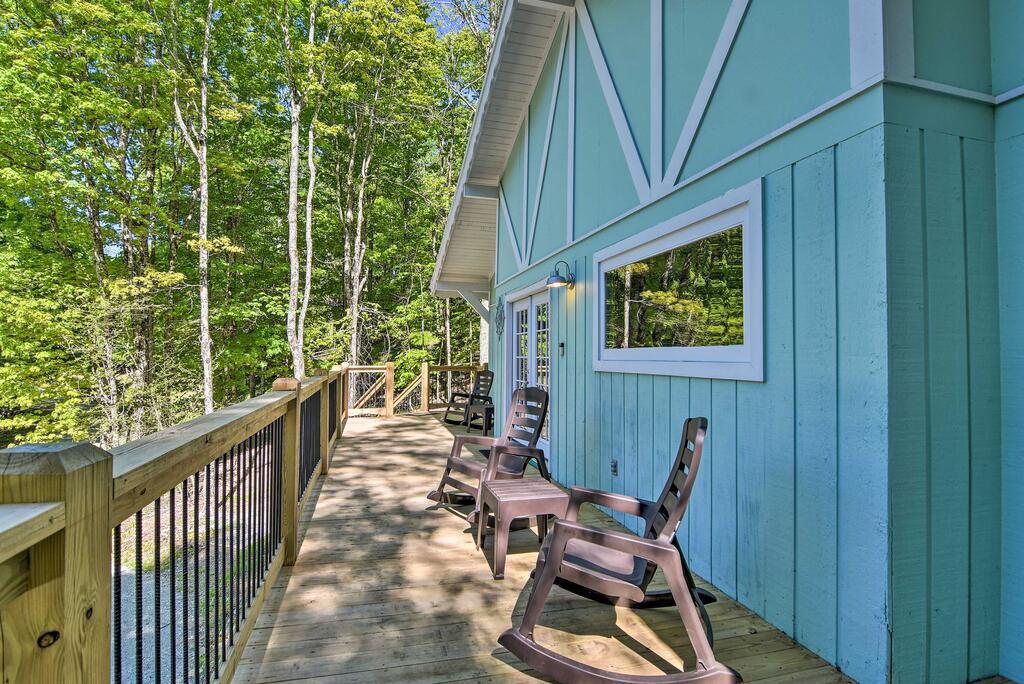 Beech Mountain Getaway With Deck & Fire Pit! - thumb 1