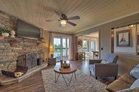 Beech Mountain Resort Condo - 5 Mins to Skiing Accommodation Alabama