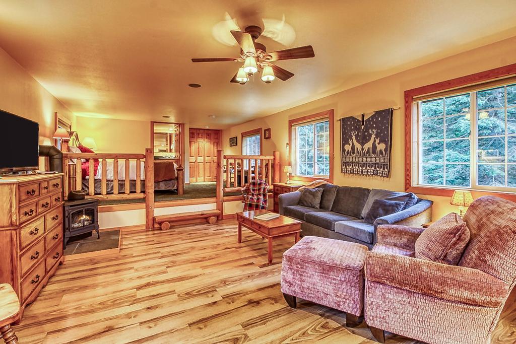 Big Horn Guest Cabin - thumb 2