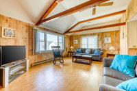 Birch Circle Beach House Accommodation Alabama