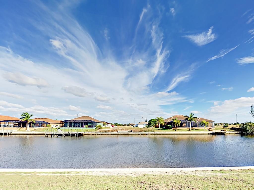 Brand-New Cape Coral Canal Home Home - thumb 3