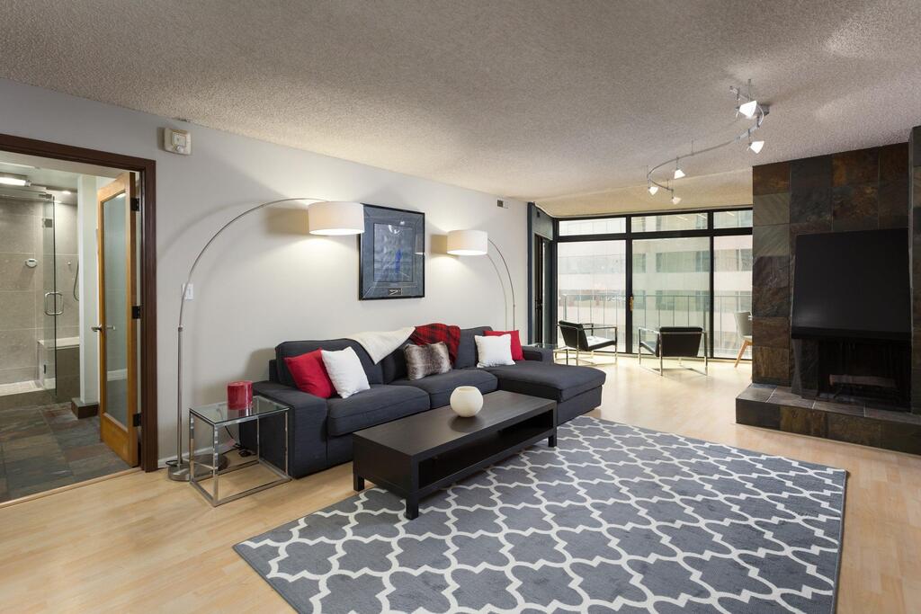 Breathtaking Condo - LoDo - Walk Everywhere! - thumb 0