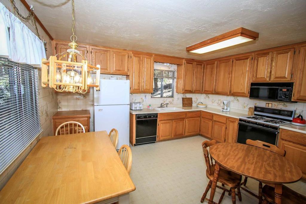 Brett's Surf Retreat-1064 By Big Bear Vacations - thumb 2