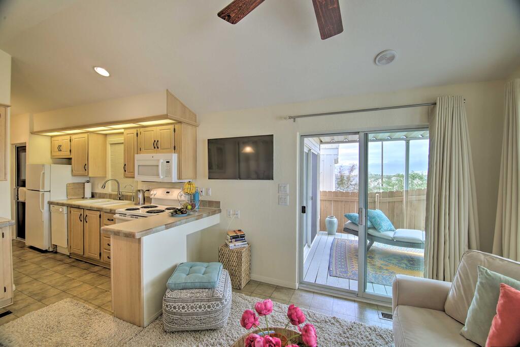 Bright Couple's Desert Escape In Sky Valley Resort - thumb 3