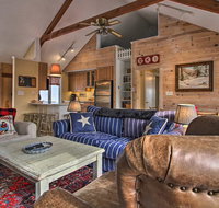 Bromley Mtn Condo with Deck View - Walk to Lift! - Accommodation Alabama