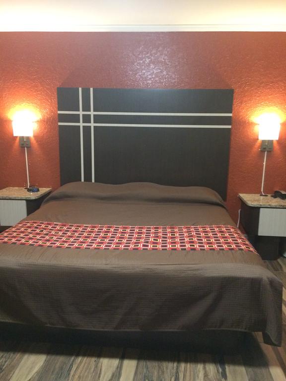 Budget Inn Of Avon Park - thumb 3