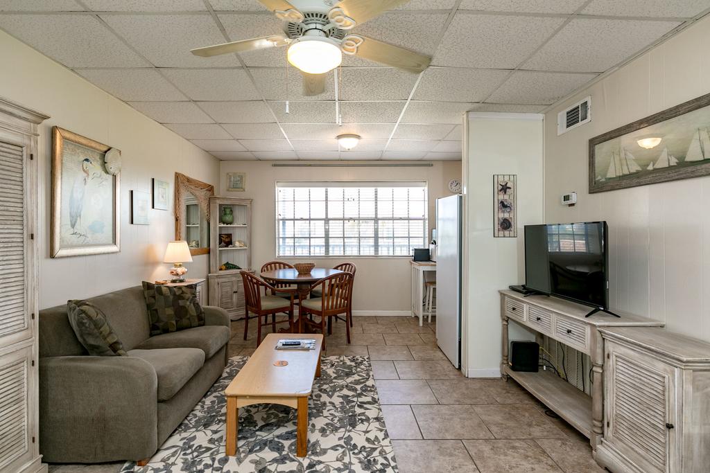 Buried Treasure IR6 Condo - thumb 0