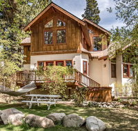 Cabin-esque Tahoe House - Accommodation Alabama