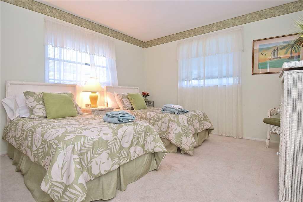 Cambridge House, 2 Bedrooms, Private Heated Pool, Lanai, Sleeps 6, WiFi - thumb 1