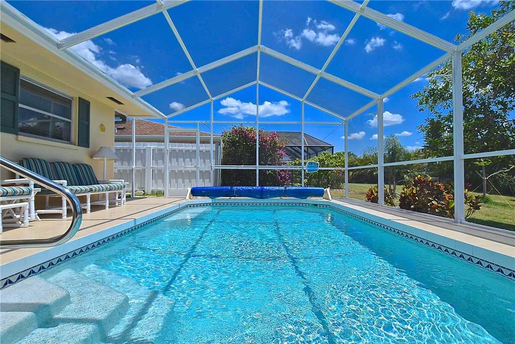 Cambridge House, 2 Bedrooms, Private Heated Pool, Lanai, Sleeps 6, WiFi - thumb 0