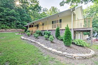 Cedar Mountain House on 12 Acres - Near Trails Accommodation Alabama
