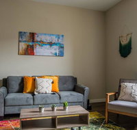 Charming 2BR Apt in Westown - Accommodation Alabama