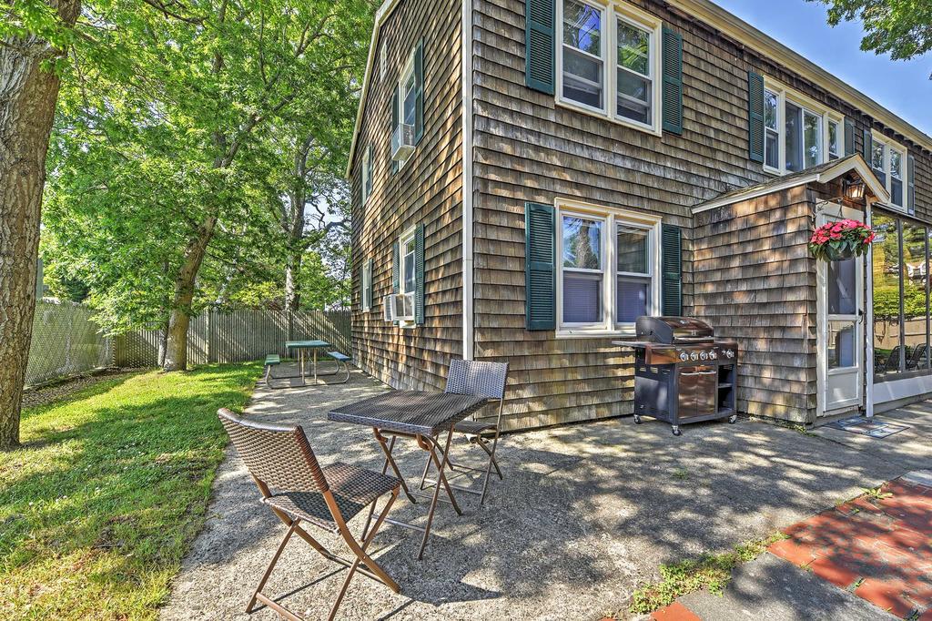 Charming 3BR South Yarmouth Townhome Near Beaches! - thumb 1