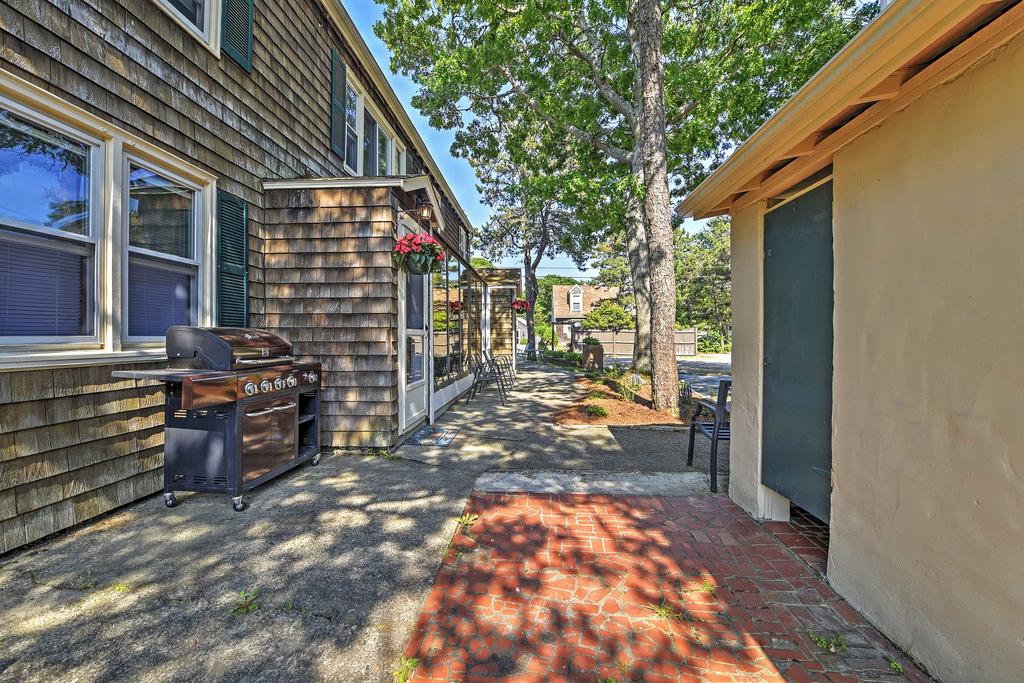 Charming 3BR South Yarmouth Townhome Near Beaches! - thumb 0