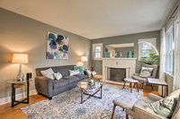 Charming Home with Yard - 5 Mins to Downtown Salem Accommodation Alabama