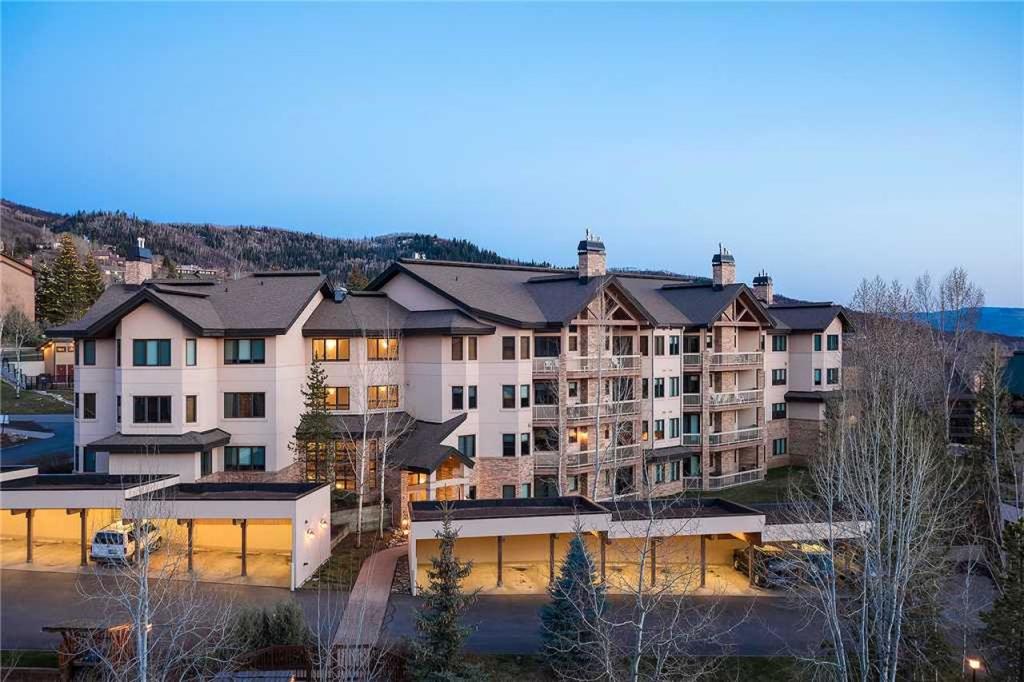 Chateau Chamonix - CX124 - thumb 2