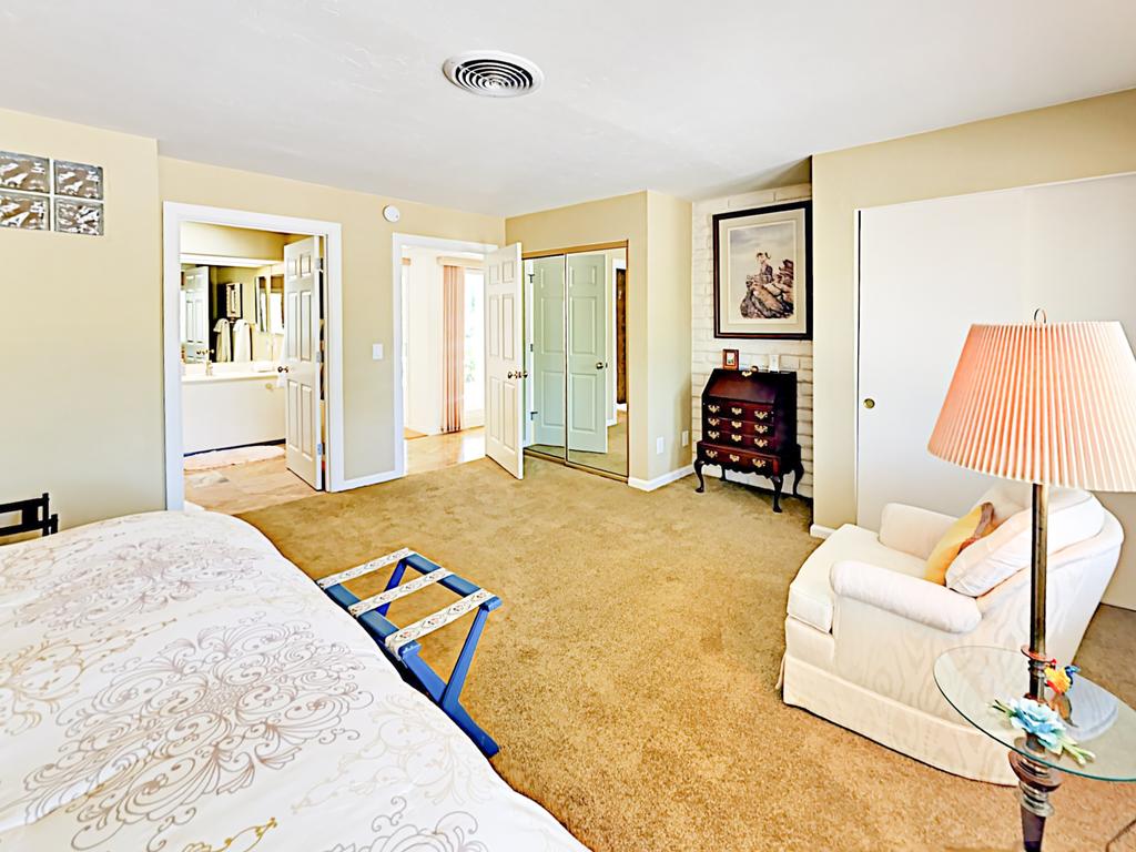 Classic Mid-Century Deanza Home Home - thumb 2