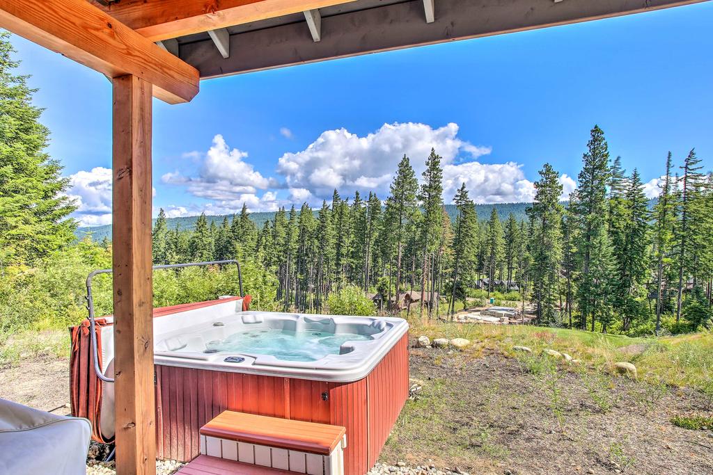 Cle Elum Home With Hot Tub - Walk To Golf & Hiking! - thumb 2