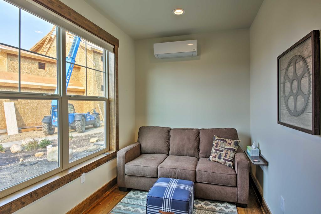 Cle Elum Home With Hot Tub - Walk To Golf & Hiking! - thumb 0