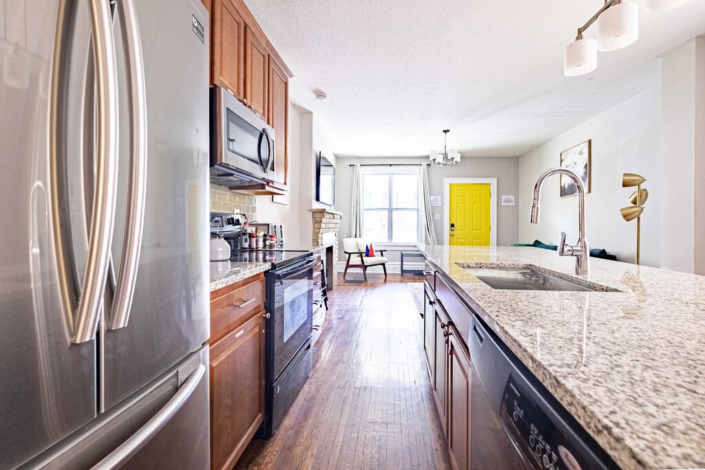 Columbus - Modern & Stylish 5-Bedroom Home - Perfect For Groups (2394) - thumb 2