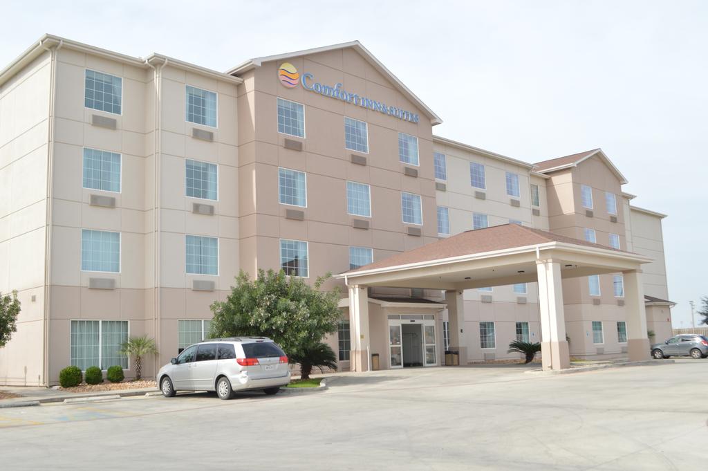 Comfort Inn & Suites Selma Near Randolph AFB - thumb 0