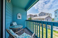 Condo with Balcony  Pool Less Than 2 Mi to Carolina Beach Accommodation Alabama