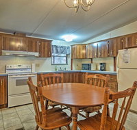 Cozy Derby Cottage on Ohio River - Hot Tub! - Accommodation Alabama