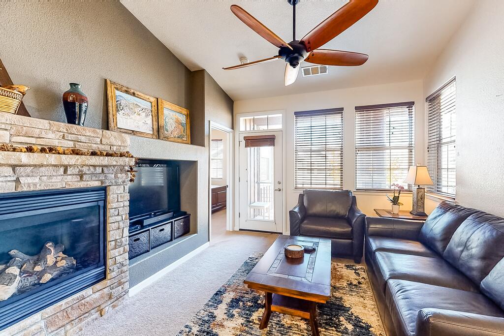 Cozy Granby Getaway - thumb 0