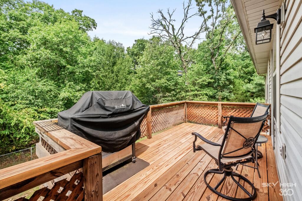 Cozy Quiet Retreat In The Woods, Work Remote! - thumb 3