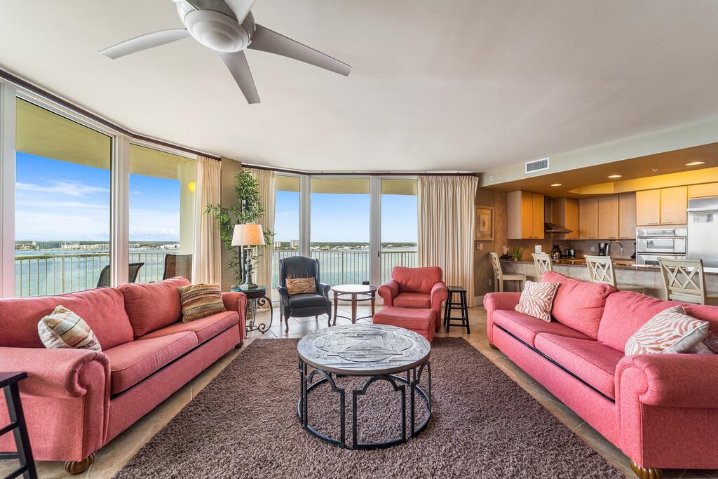 CRC1002 Condo - thumb 2