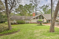 Custom Home with Deck DockBoathouse on Lake Athens Accommodation Alabama