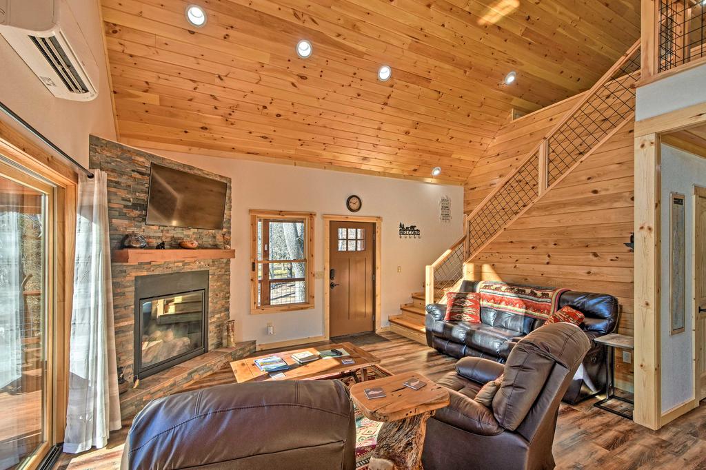 Custom Smoky Mountain Home On The Cullasaja River! - thumb 2