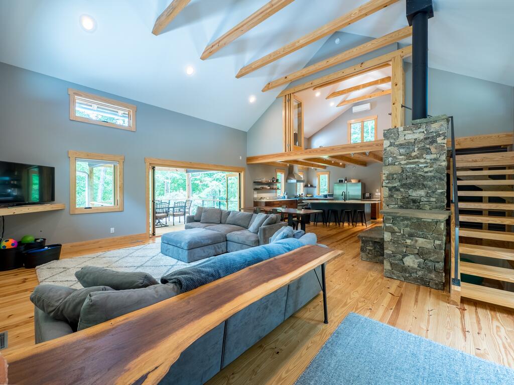 Custom-Built Forest Retreat With Guest House Home - thumb 1