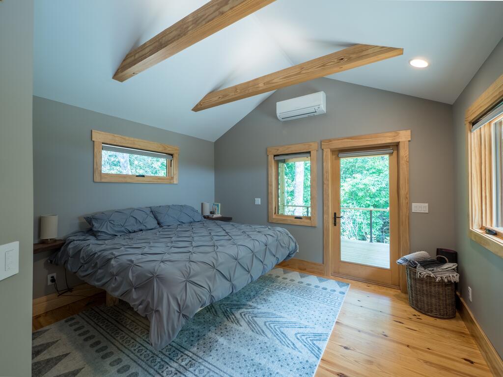 Custom-Built Forest Retreat With Guest House Home - thumb 3