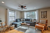 Cute Poconos Cottage - Great for Families Accommodation Alabama