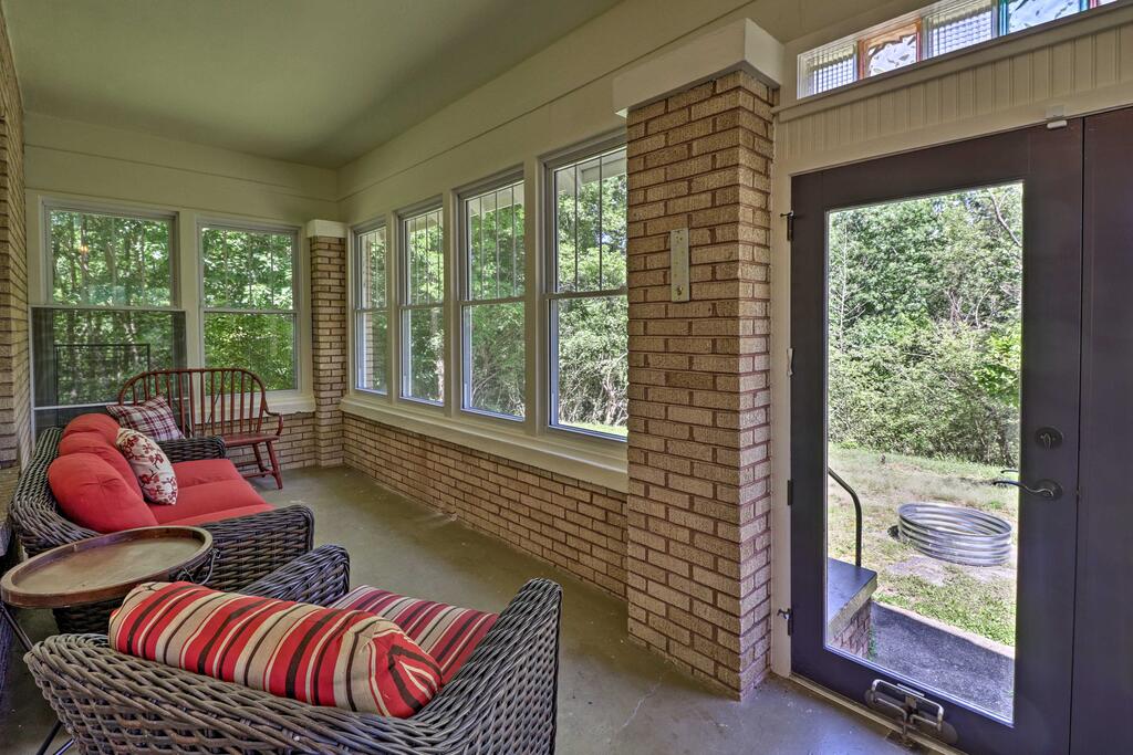 Cyclers Hot Springs Hub Less Than 2 Mi To Bike Trail - thumb 2