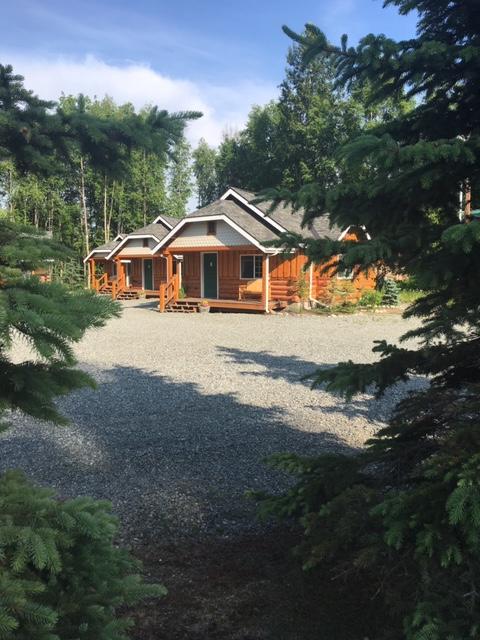 Denali Fireside Cabin & Suites - thumb 3