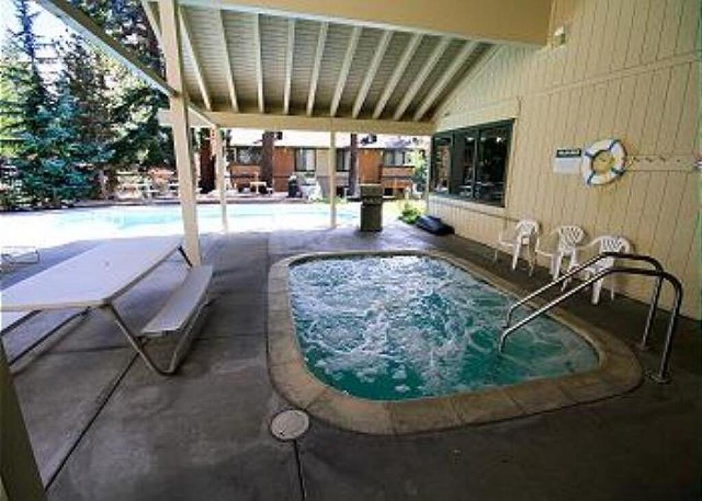 Discovery 4 #135 - thumb 2