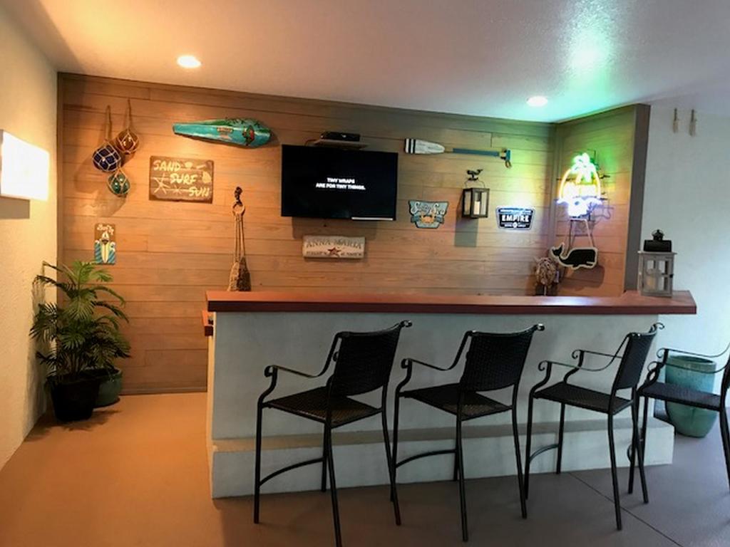 Dolphin House - thumb 2