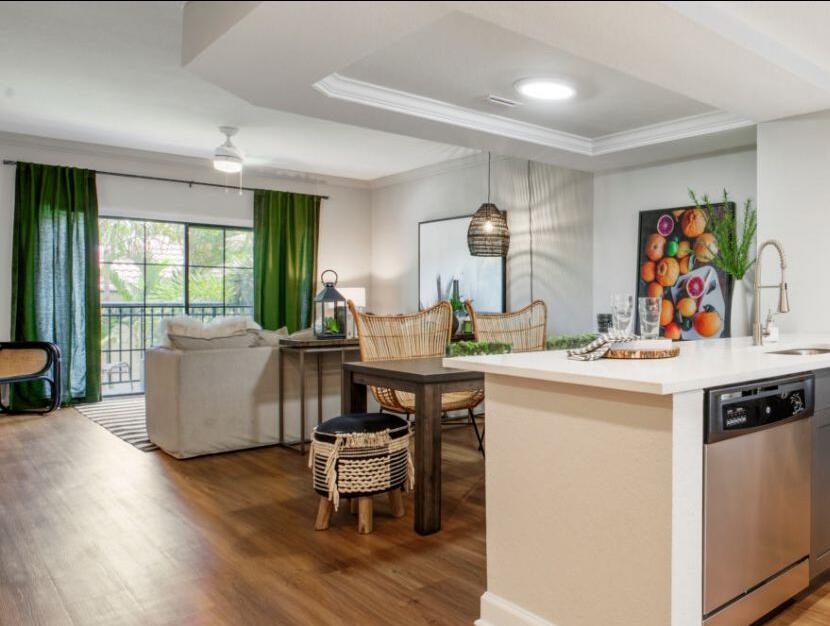 Downtown Orlando 30 Day Stays - thumb 1