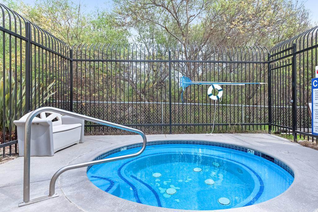 Dunes Condo - thumb 2