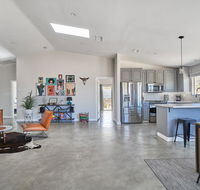 Eclectic Joshua Tree - Accommodation Alabama