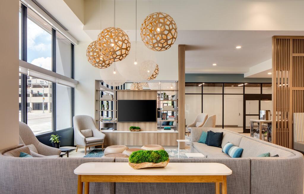 Element Iowa City - thumb 3